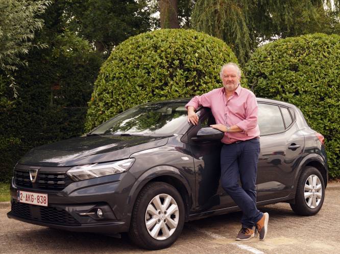 En als je eens voor de goedkoopste auto ging? Onze autokenner test budget-gezinswagen Dacia Sandero