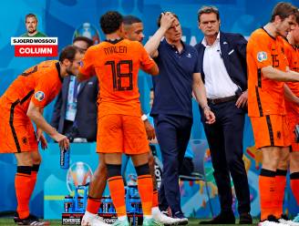 Column Sjoerd Mossou | Met het ontslag van De Boer vergooiden de spelers hun recht van spreken