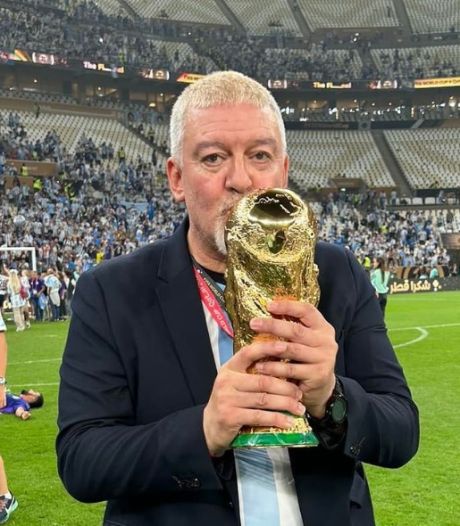 Fouad Beniz, un Belge au milieu des Argentins avec la Coupe du monde dans les mains