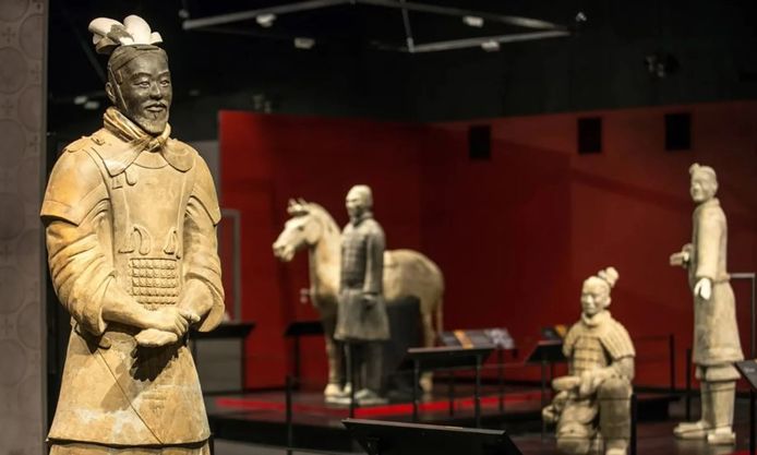 De beelden waren door China aan de VS uitgeleend voor de exhibitie Terracotta Warriors of the First Emperor in het Franklin Institute in Philadelphia.