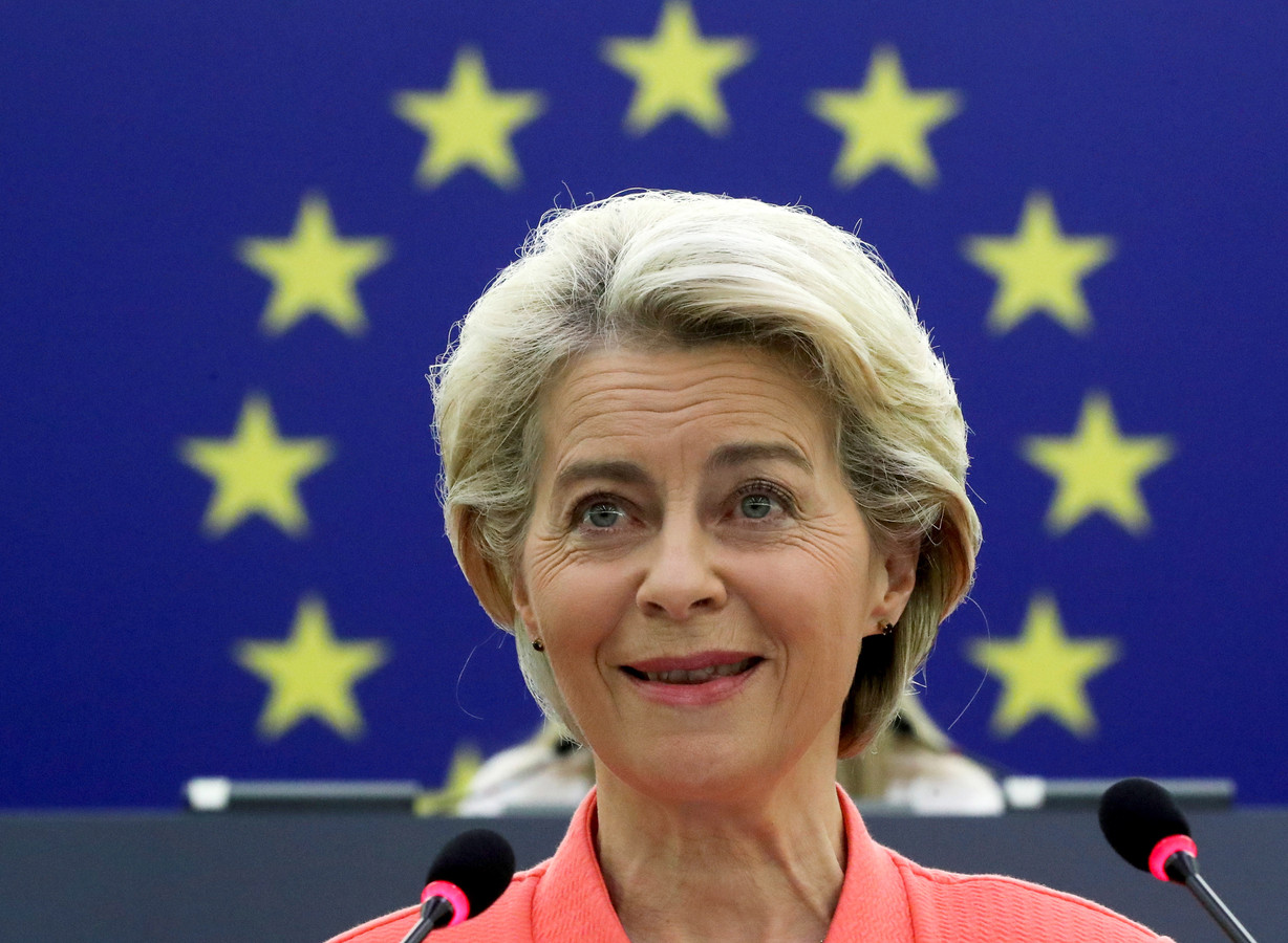 Voorzitter van de Europese Commissie Ursula von der Leyen spreekt Europa toe in de 'State of the Union'.