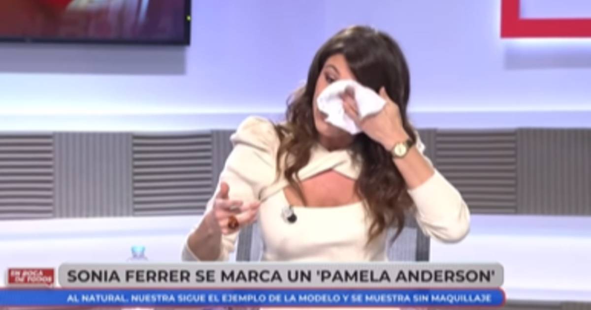 “Je n’ai pas 26 ans, j’en ai 46" une présentatrice espagnole se démaquille en direct à la