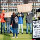 Klimaatspijbelaars praten met premier Rutte