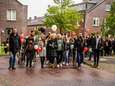 Moeder van Eduard slaakt hartenkreet bij stille tocht: ‘Waarom moet ik hem begraven? Waarom is hij vermoord?’