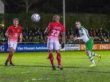Vermakelijke derby krijgt geen winnaar: invaller Kalwij helpt Goes aan punt tegen Kloetinge