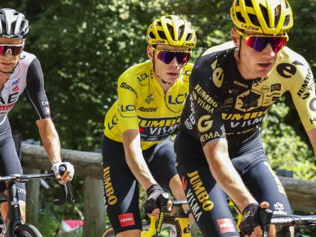 Jumbo-Visma heeft de buit in de Tour de France binnen na chaotische rit: ‘Morgen lekker genieten’