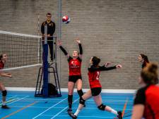 Volleybalsters Rebelle in halve finale bekertoernooi tegen Boemerang