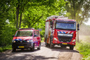 De brandweer rukte groots uit naar een natuurgebied in Liessel zondagmiddag.