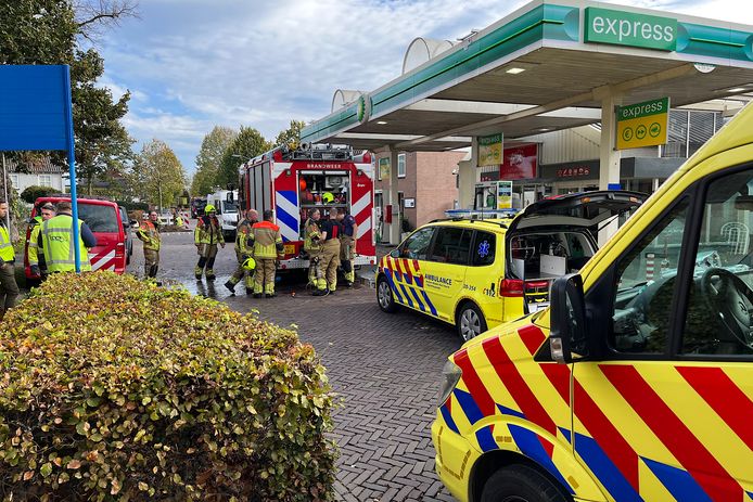 Twee mensen zijn gewond geraakt bij een explosie in Made.