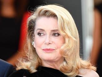 Catherine Deneuve excuseert zich bij #metoo-slachtoffers, maar blijft bij standpunt: "Verkrachting is een misdaad, maar hardnekkig of ongepast flirten niet"