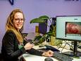 Megan Oosterbaan herdoopte haar product van Medi-Link in Sendi (Send Information), vond een investeerder die haar financieel hielp en zette een professionele organisatie neer.