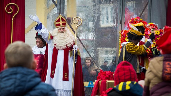 bestrating geboorte canvas Sinterklaasintocht van de buis? Animo bij gemeentes weg | Binnenland | AD.nl