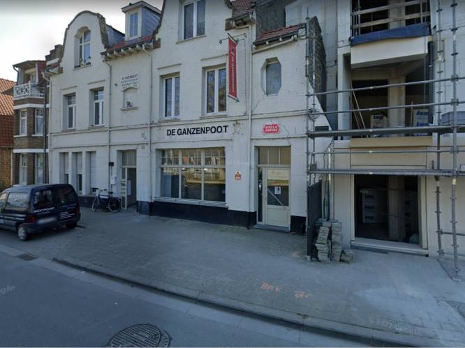 Caféganger (40) gaat slachtoffer te lijf met Zwitsers zakmes in Nieuwpoort: “Maar ik had niet de intentie hem te doden”