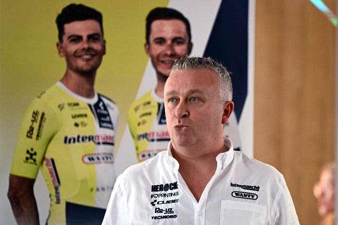 Jean-François Bourlart , CEO van Intermarché-Wanty: “Ik hoop dat Girmay tegen 2026 de Ronde van Vlaanderen heeft gewonnen. Dat kan hij.”
