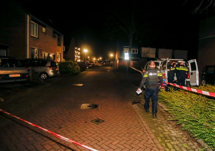 Op het Rudyard Kipling-Erf in Dordrecht vond de politie donderdagavond een kogelhuls.