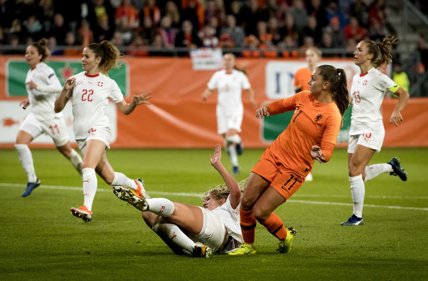 Oefeninterland OranjeLeeuwinnen in GelreDome tegen Mexico ...