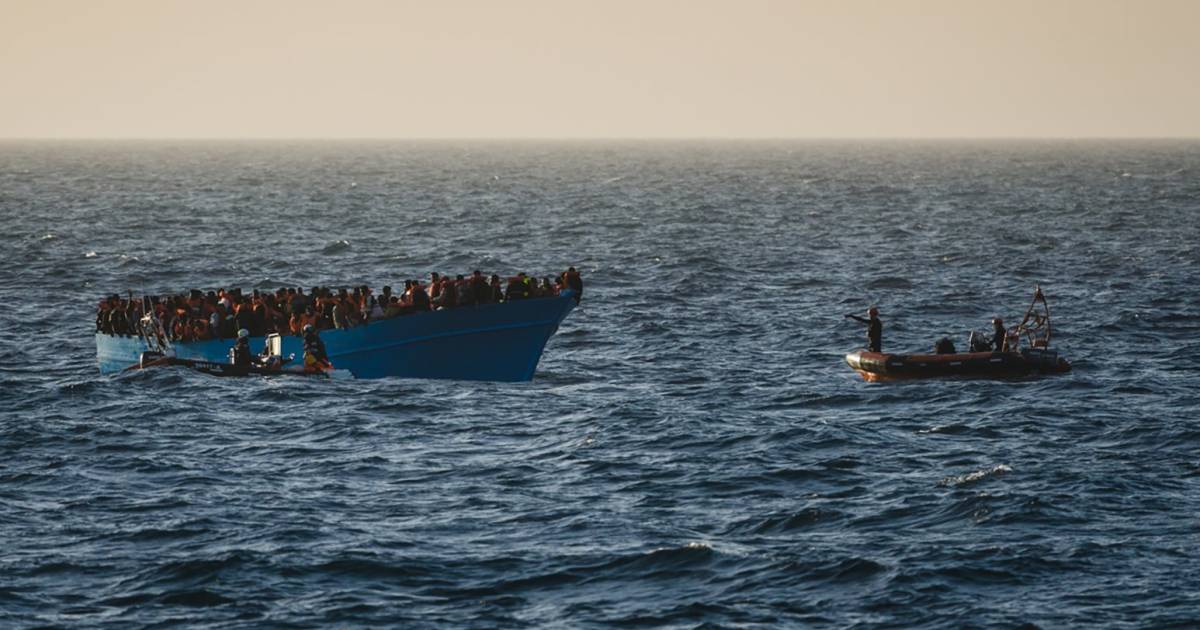 1.300 migranti nel Mediterraneo: aiuti in arrivo |  All’estero
