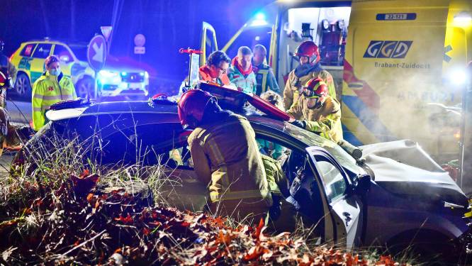 Automobilist raakt zwaargewond bij ernstig ongeluk op de N69 bij Valkenswaard