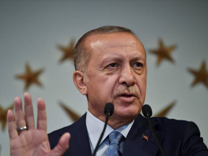 Turkse president Erdogan herverkozen met 52,6 procent van de stemmen volgens definitieve resultaten