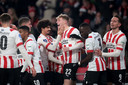 Jarrad Branthwaite maakte in het eerste kwartier de 1-0 en 2-0 voor PSV.