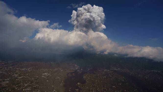 Lavastroom op La Palma stilgevallen, maar vulkaan blijft gevaarlijk spuwen