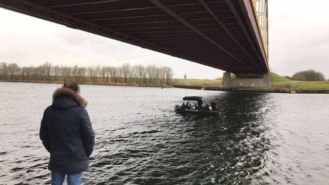 Politieduikers vinden geen stoffelijke resten in Schelde-Rijnkanaal bij zoekactie