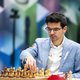 ‘Eeuwige tweede’ Anish Giri is na dertien keer eindelijk de beste in schaaktoernooi Wijk aan Zee