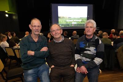 Mensen blijven vragen naar film ‘Hooge Mierde 2000’, en daarom komt er nóg een extra voorstelling