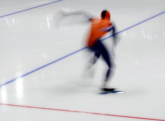 Netherlands Kai Verbij practices his start for the men's 500 meters speedskating race at the Gangneung Oval at the 2018 Winter Olympics in Gangneung, South Korea, Saturday, Feb. 17, 2018. (AP Photo/John Locher)
