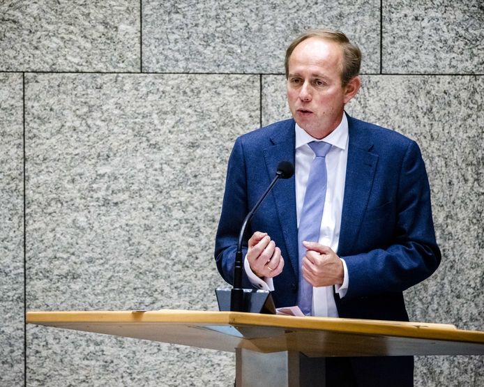 Der staaij van caps astrid Astrid van