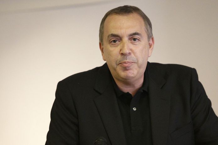 En juillet 2016 dans Les Inrockuptibles, deux jeunes acteurs avaient accusé Jean-Marc Morandini d'avoir profité des castings réalisés pour une web-série érotique baptisée "Les Faucons" pour les pousser à s'exhiber nus.