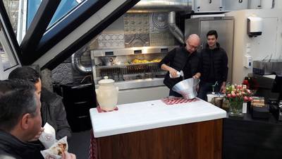 Versefrietmaker met een Wagenings tintje