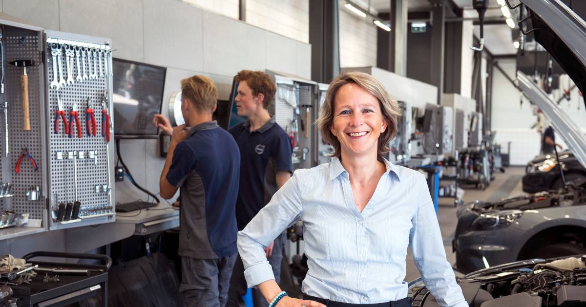 Deze Volvogarage is energieneutraal autobedrijf wekt alle energie