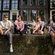 Netflixserie Dirty Lines herschept het Amsterdam van eind jaren tachtig: ‘We gooiden overal vuilniszakken neer’