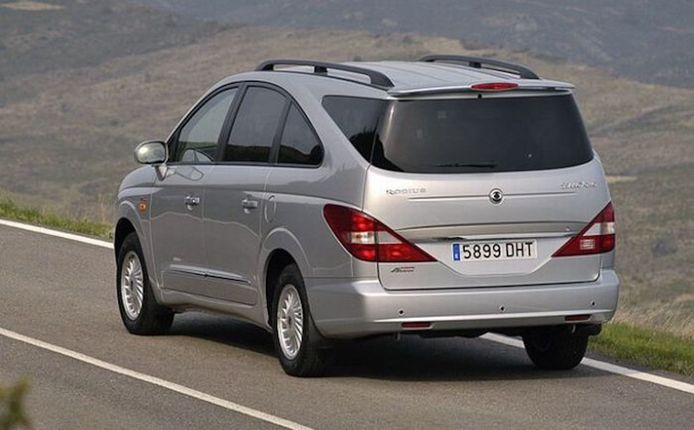 SsangYong Rodius.