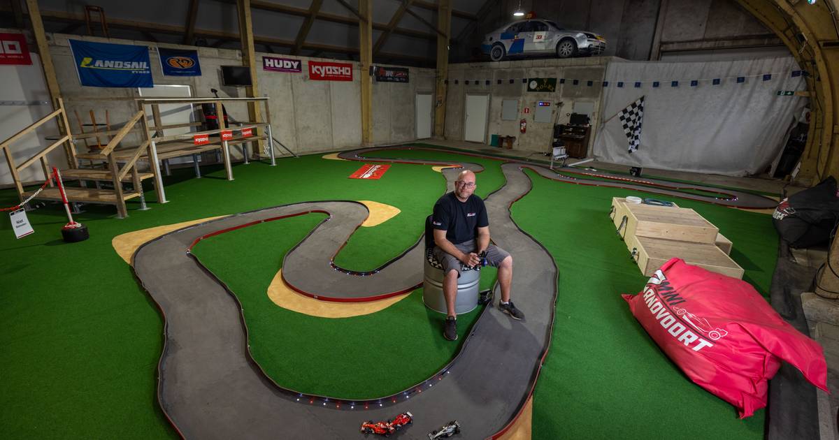 Bert (43) maakt circuit Zandvoort tot in de puntjes na in boerenschuur Espel: ‘Mijn vrouw is er ook 