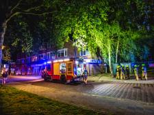 Tuinset vliegt in brand op balkon in Zevenaar, bewoners moeten tijdje woning verlaten