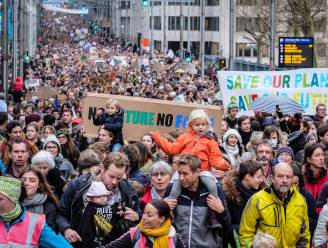 Klimaatbetogers verdedigen duizenden sms’en aan Schauvliege: “De minister heeft jarenlang niets gedaan”