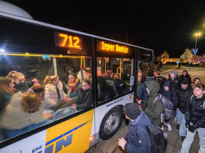 “Leerlingen moeten wel van en naar school raken”: Vlaamse Scholierenkoepel wil aanpassingen aan nieuw vervoersplan De Lijn