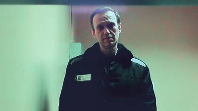 Washington “profondément inquiet” des “conditions de détention” de Navalny