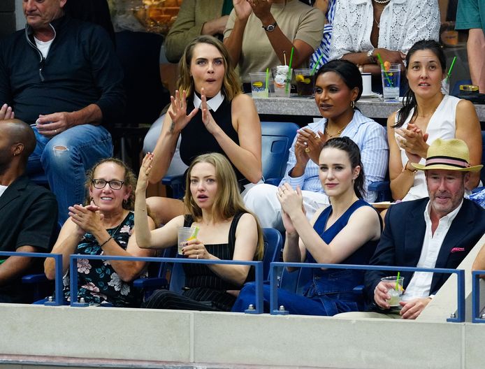 Cara Delevingne, Amanda Seyfried, Mindy Kaling and Rachel Brosnahan