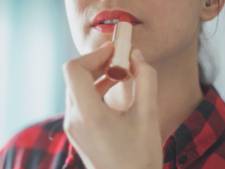 Cet applicateur de rouge à lèvres lancé par Lancôme n’est pas comme les autres 