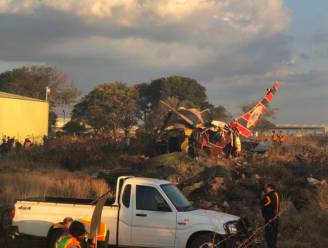 Vliegtuig crasht in Zuid-Afrika: 1 dode en 20 gewonden
