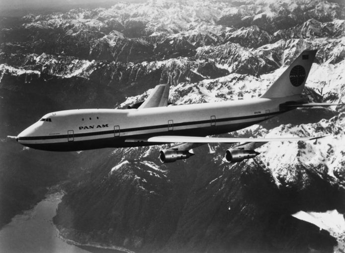De allereerste commerciële vlucht van een Boeing 747 alias Jumbo Jet alias 'Queen of the Skies'. Dit toestel, de Clipper Victor, zou 7 jaar later crashen.