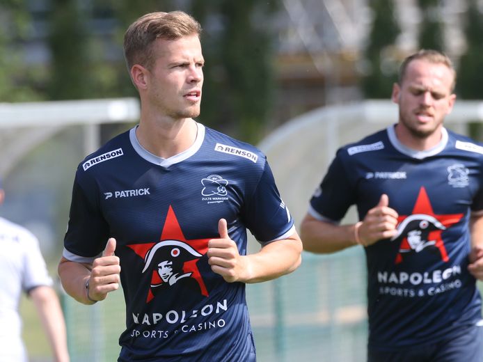Joost van Aken verlaat Zulte Waregem na amper zes maanden.
