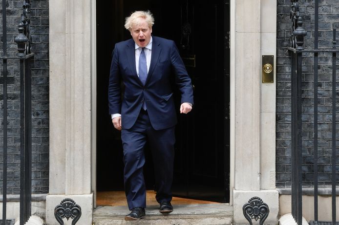 Boris Johnson bij de officiële residentie in Downing Street in Londen.