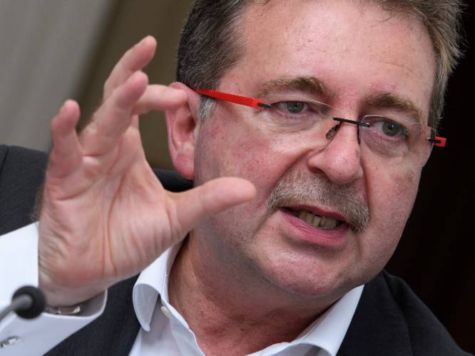 Rudi Vervoort wil 500.000 euro vrijmaken voor opvangcentrum migranten