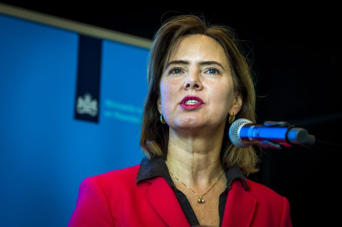 Minister Cora van Nieuwenhuizen.