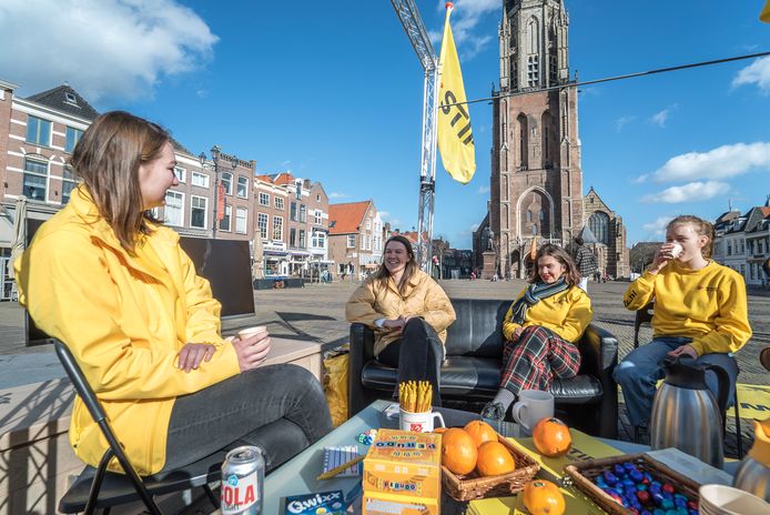 Studentenpartij STIP bouwde vorig jaar een studentenkamer na op de Markt in Delft.