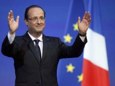 Hollande veut un accès généralisé et solidaire au système de santé